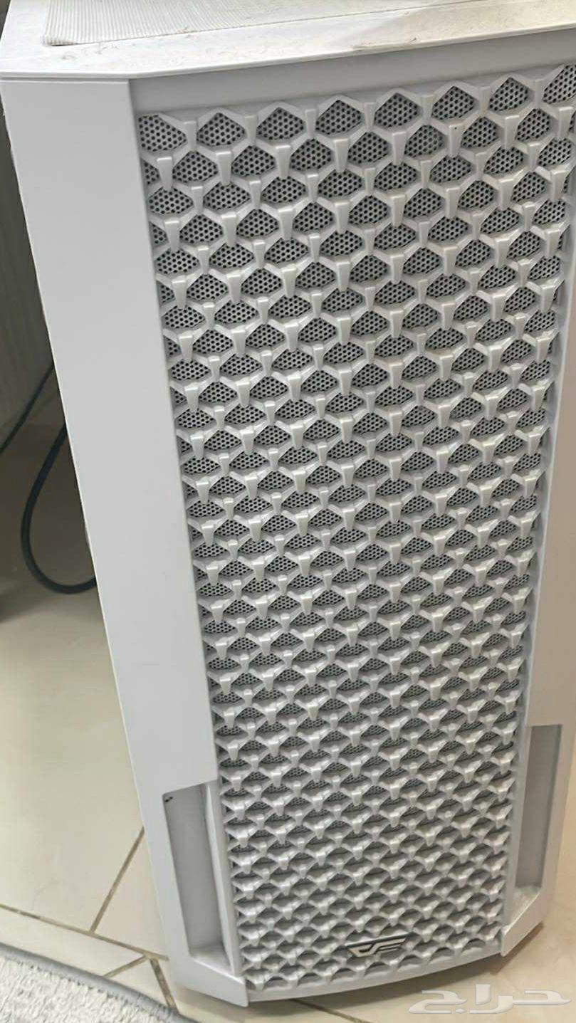 High-End Computer Case63699527730307110