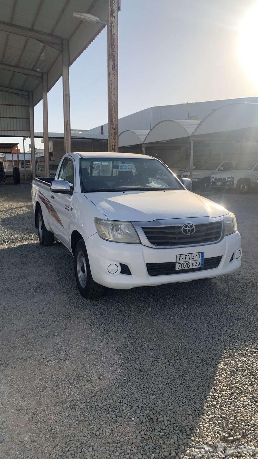 HiLux 201263779766222849111