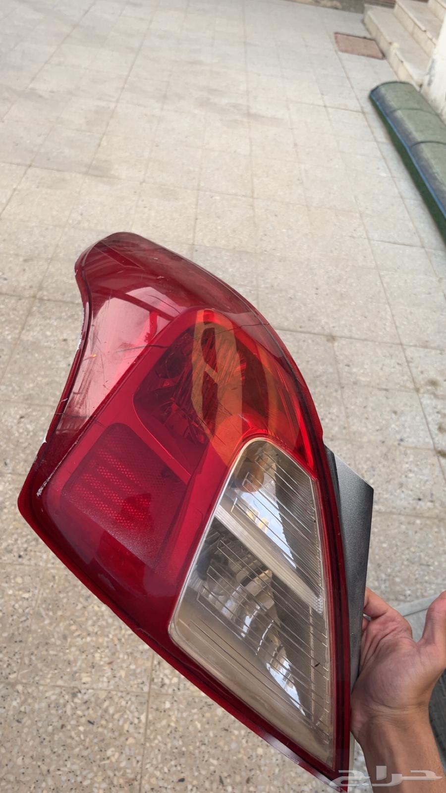 Two original left-side headlights from model 13 to 24, price per unit 50 for two 10063763051552002111