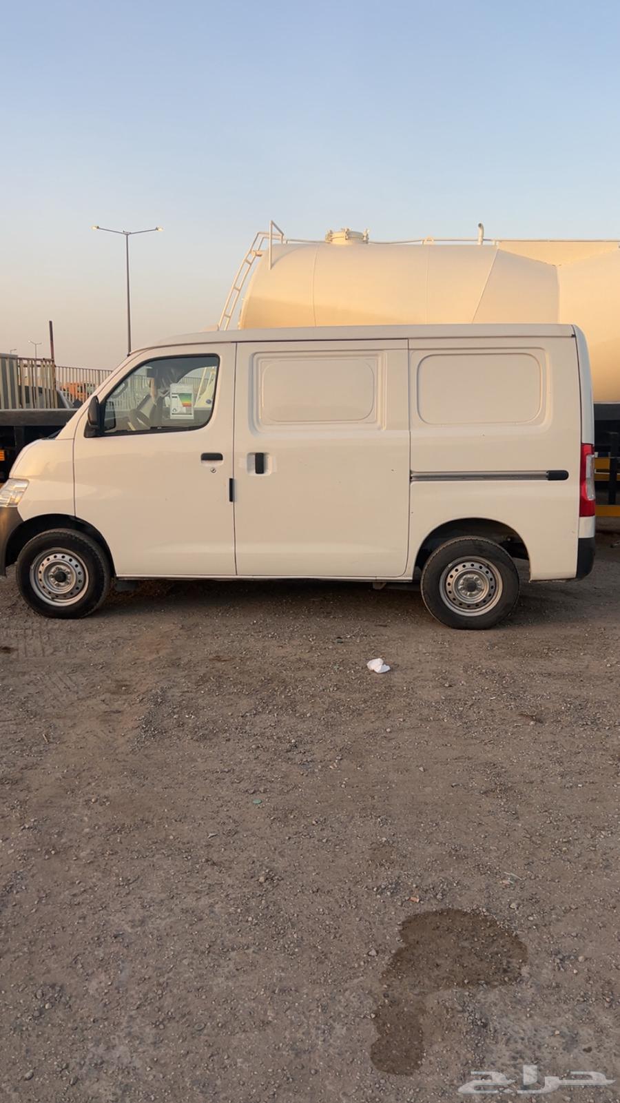 فان تويوتا لايت اس 2024 ممشى قليل نظيف63779457360515113