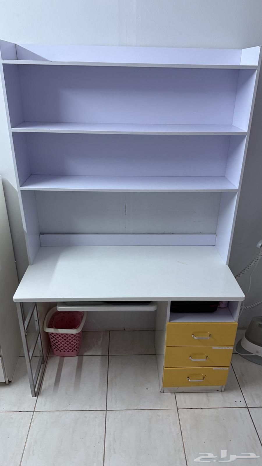 Study or computer desk63700001057027110