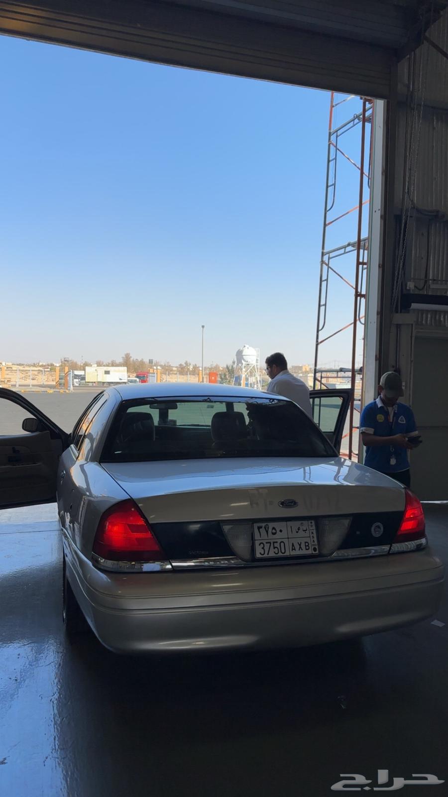 فورد فكتوريا 2011 بلد63777585013505111