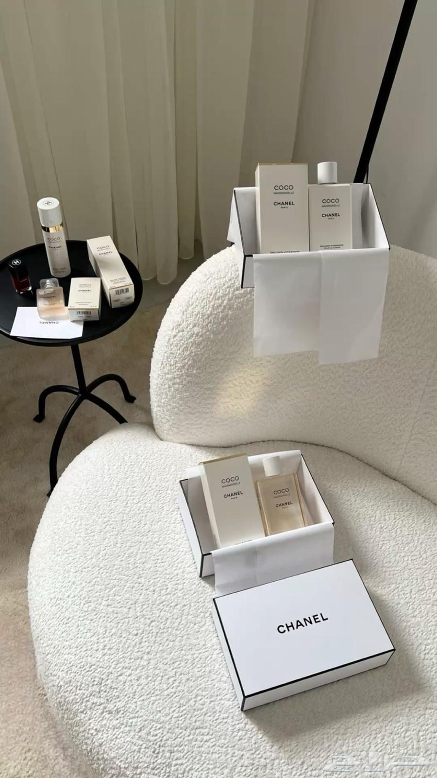 Chanel boxes are available for your special occasions63699630046339111
