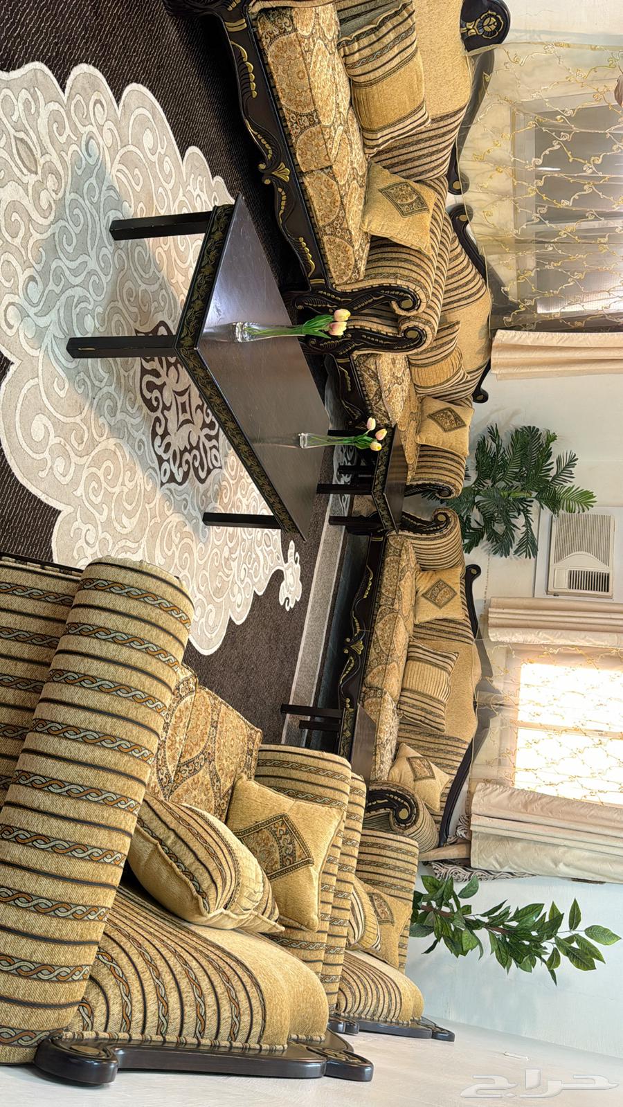 مجلس كنب للبيع63699997821955111