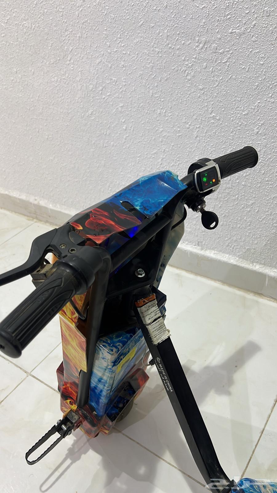 Scooter with nothing new, reason for selling is that no one at home plays with it63702427758082110