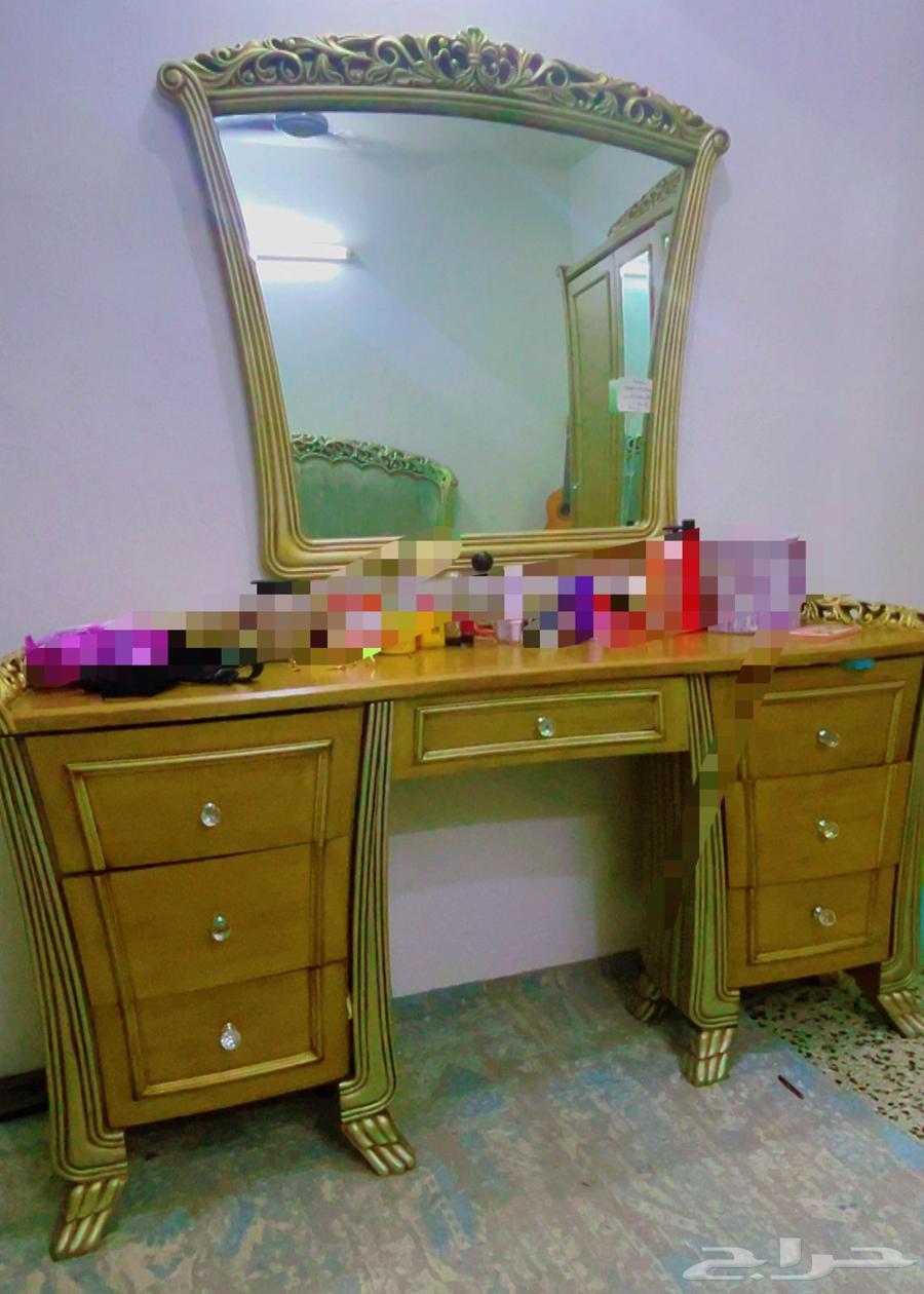 غرفة نوم كاملة كبيرة للبيع المستعجل 650 السعر نهائي63701126036225113