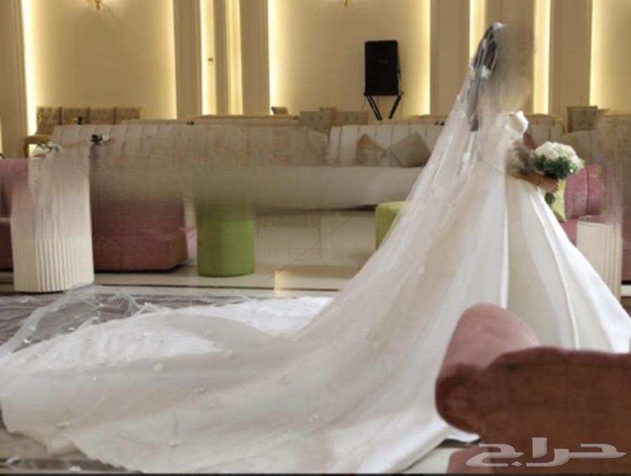 فستان زواج مع الطرحة والمسكه للبيع63699997693313112