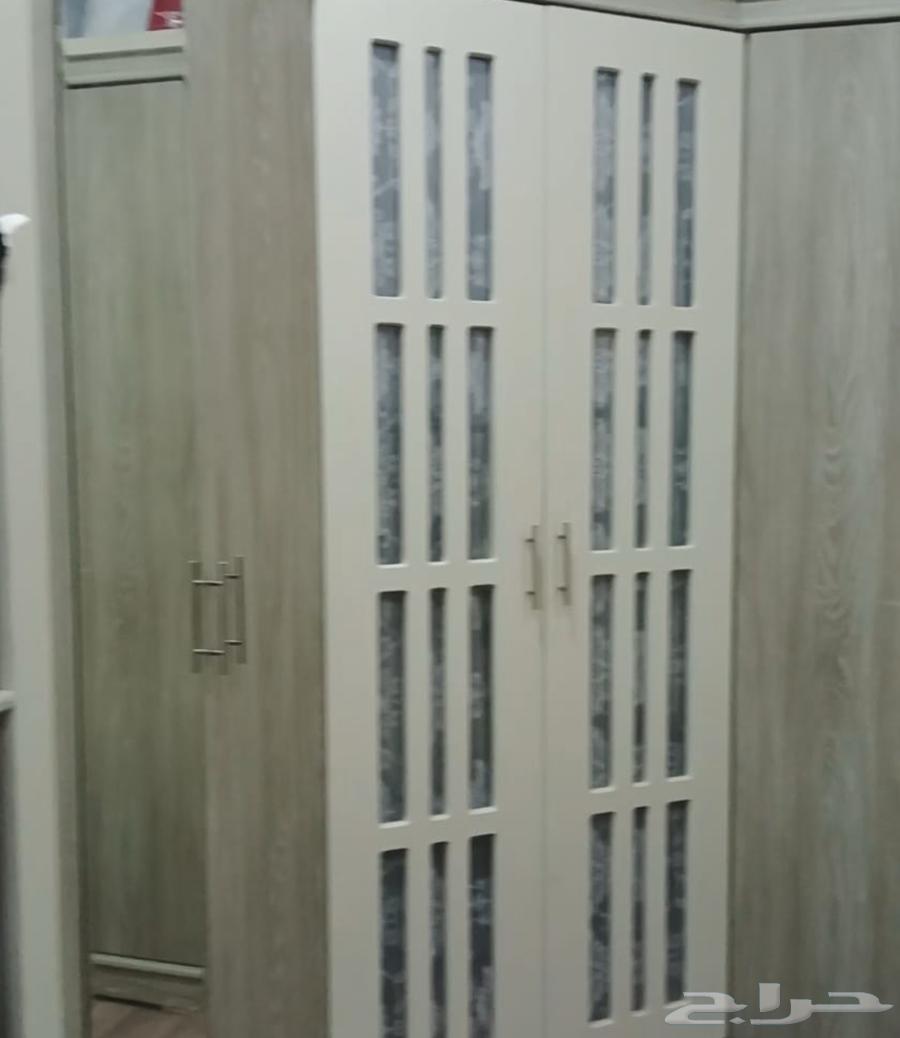 Complete bedroom set, split AC, network AC, and many other items63705096159619111