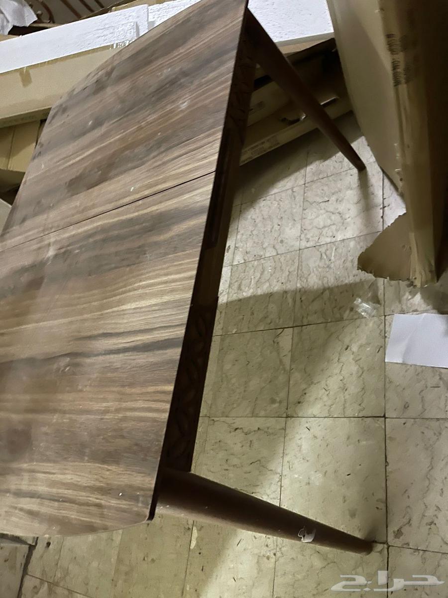 Sofa, table, and curtains63705944316931114