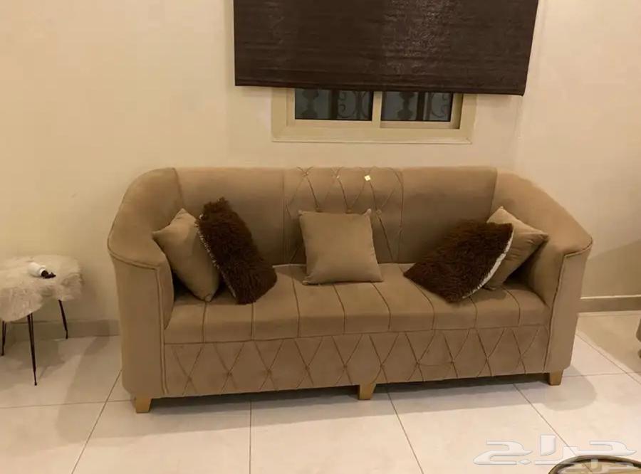 طقم يتسع 11شخص جديد ونظيف استخدام سنه63704211573379111