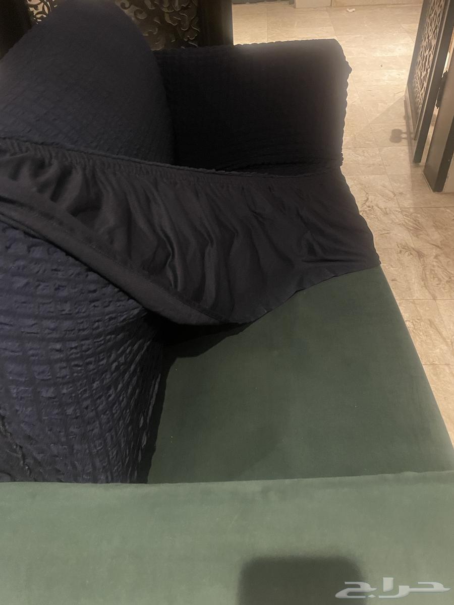 2-piece green sofa set, like new with cover63704211798402112