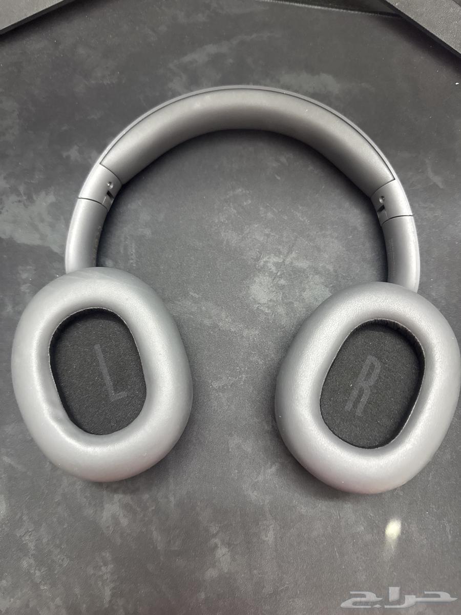 (Bluetooth earphone used only once and cleaned with water)63703238093826111