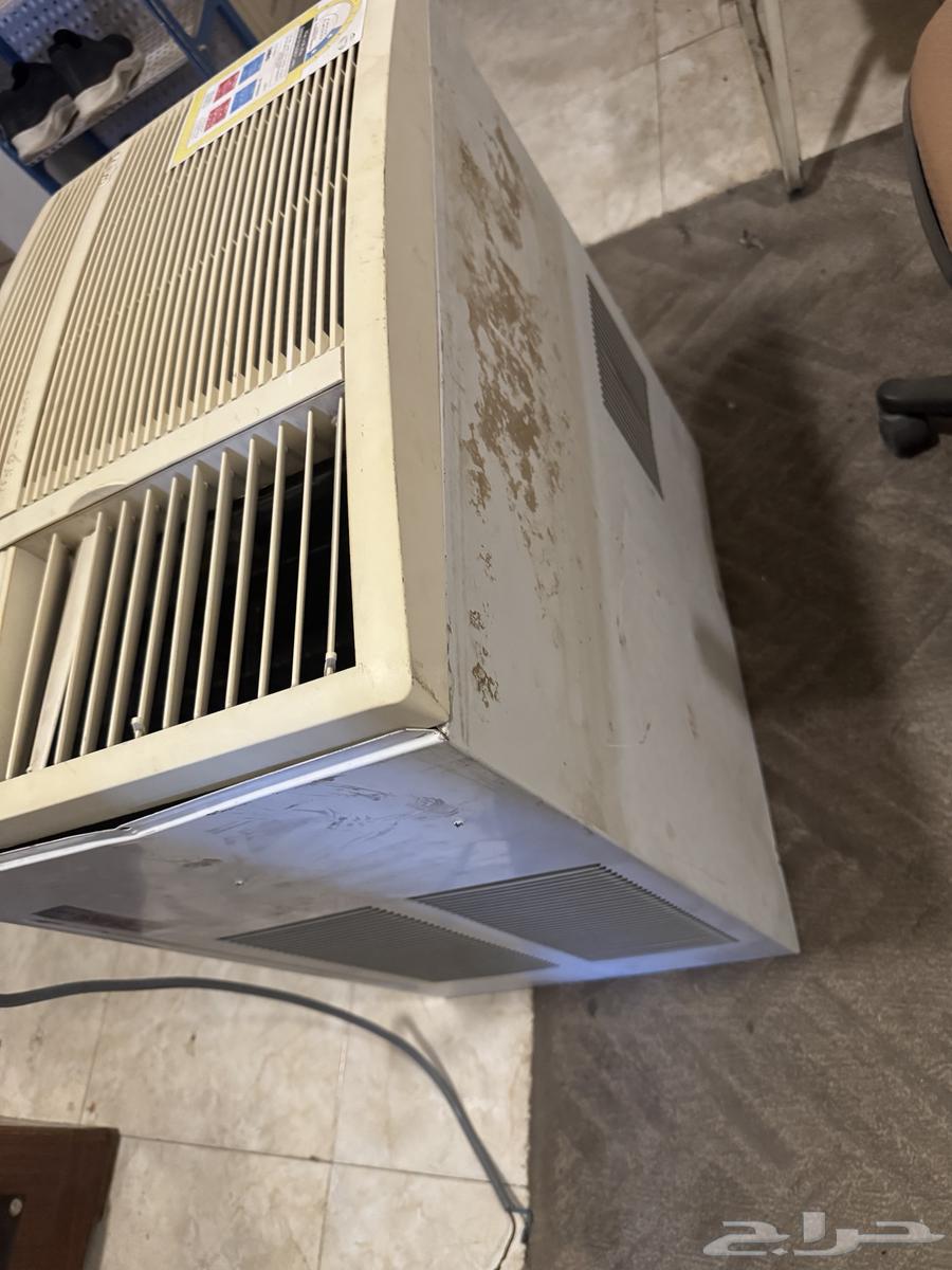Excellent condition window air conditioner63701875918851114