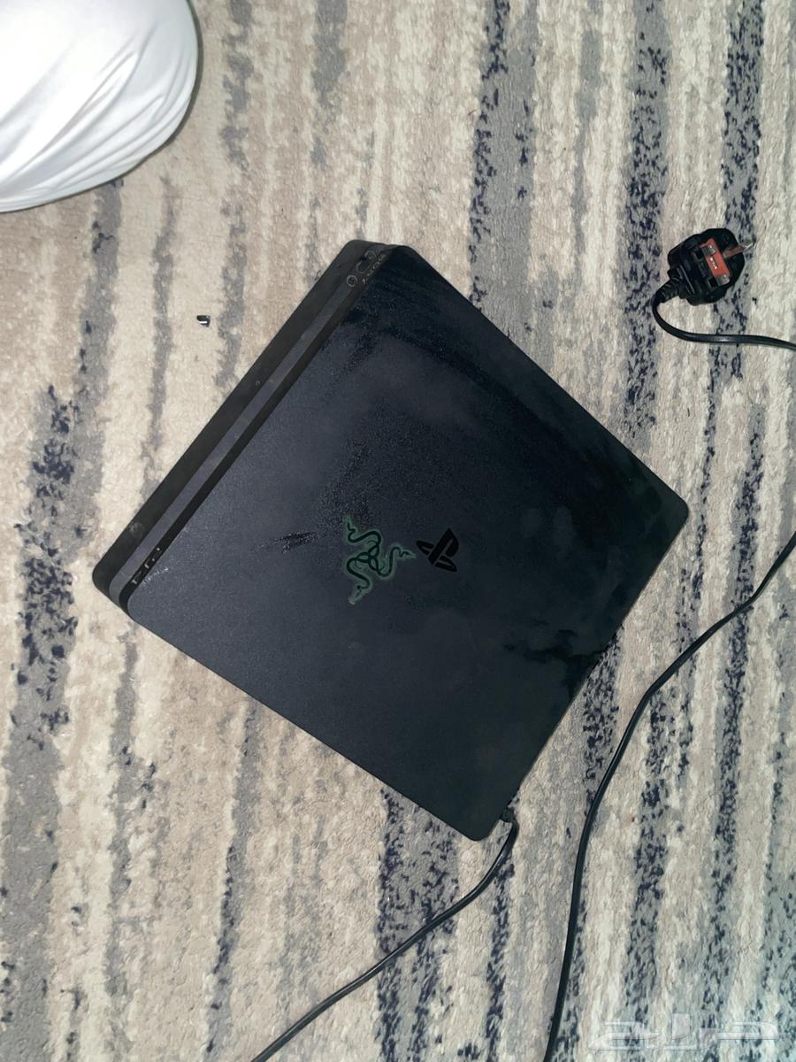 PS4 and 500GB Mousepad, plus Razer Mouse and Red Dragon Keyboard63699723952002113