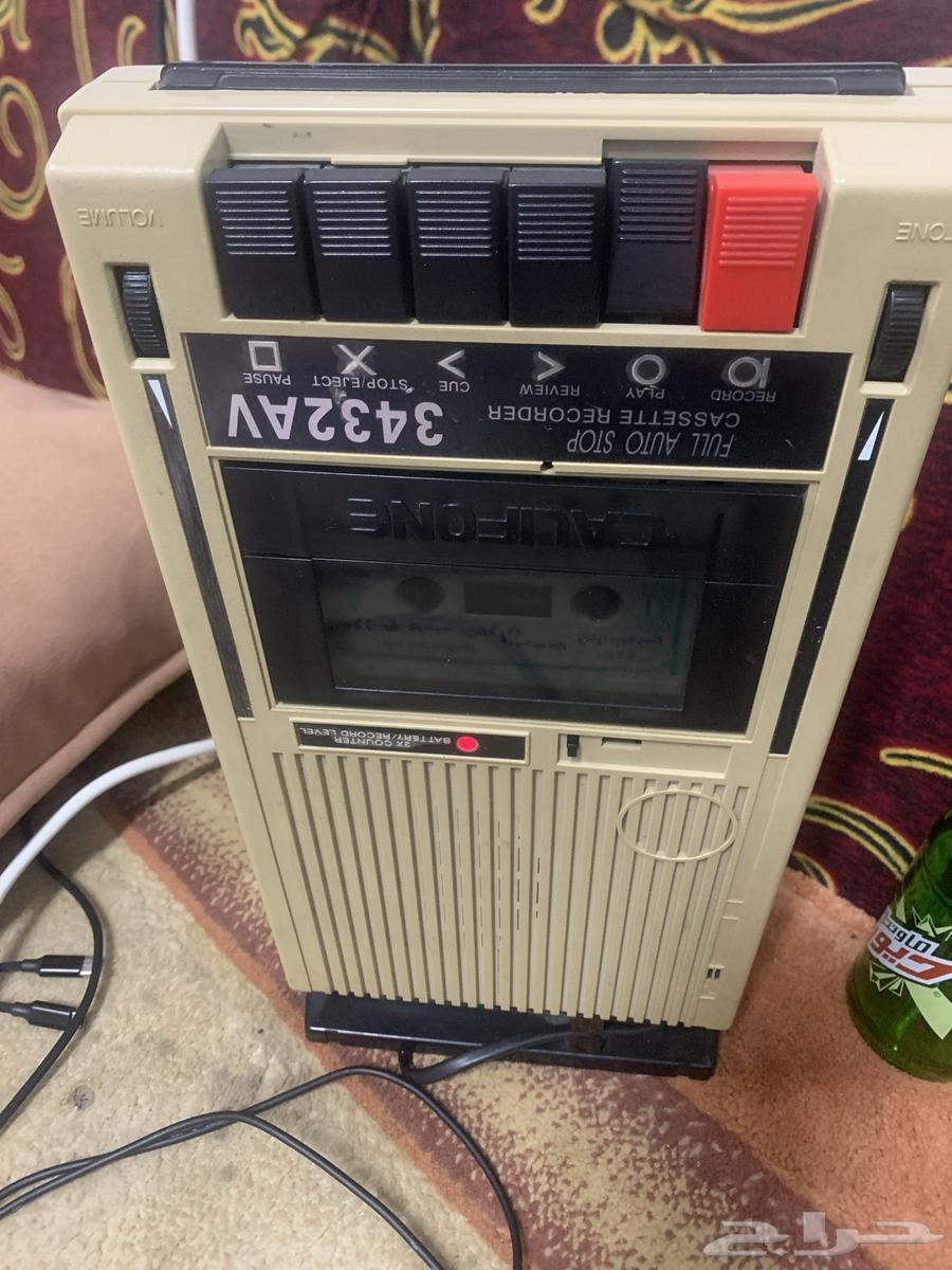 VHS recorder63702970364417110