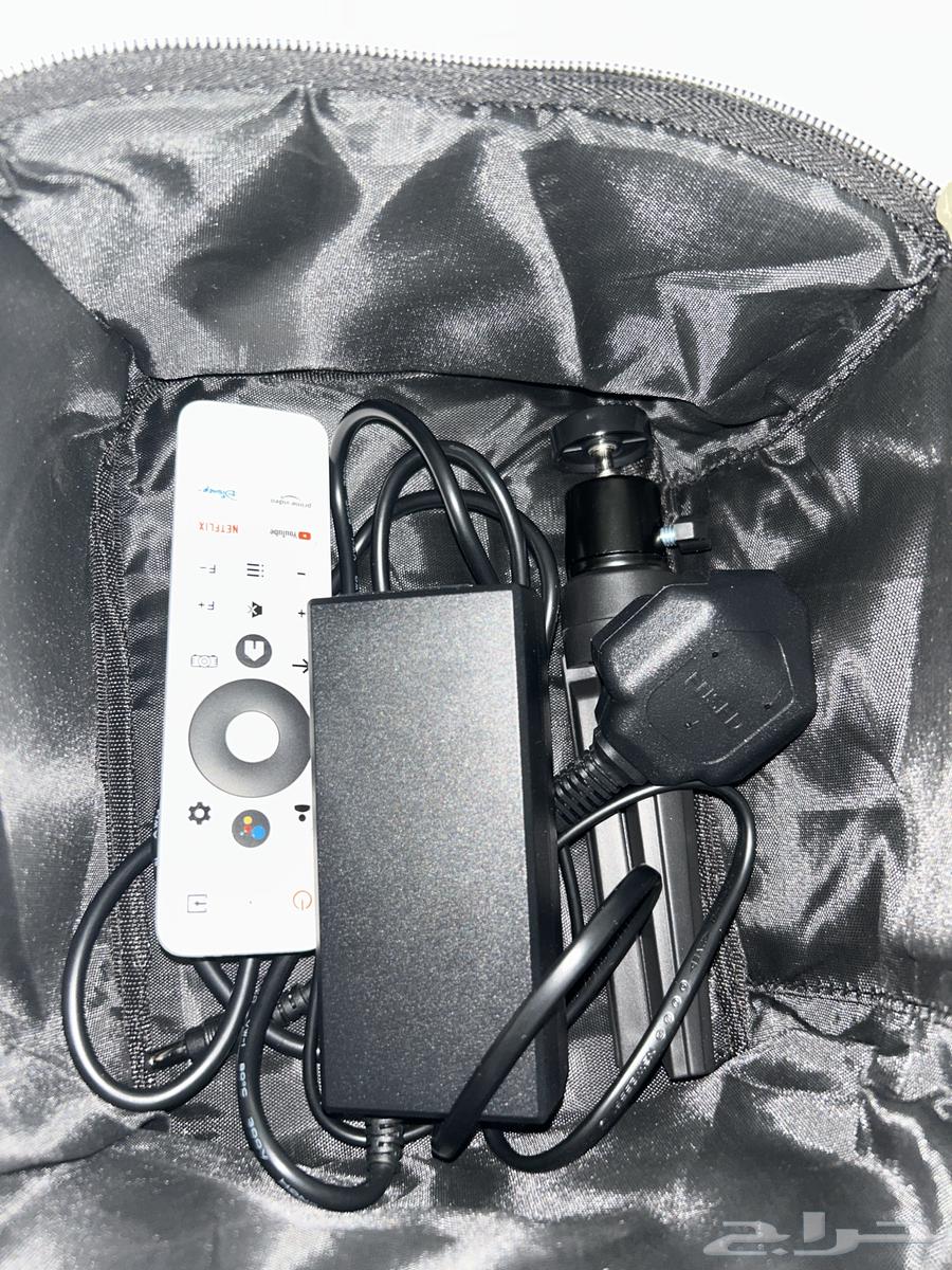 Projector63704924117506113