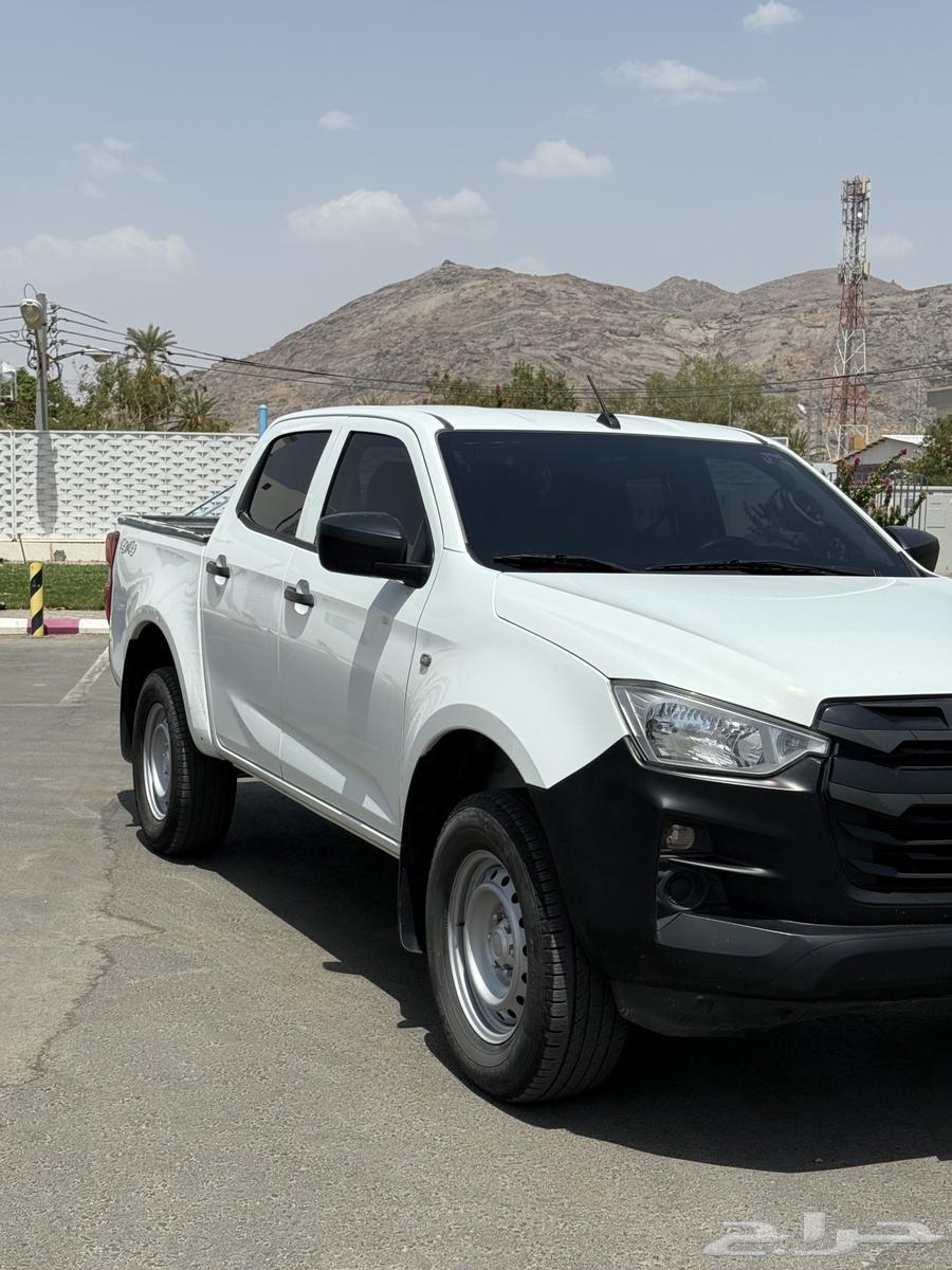 Isuzu D-Max 202363767510957825111