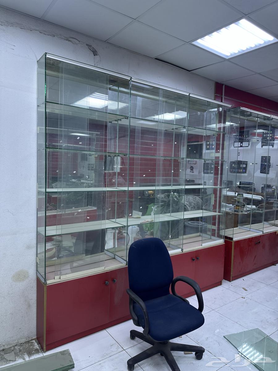 بترينات رفوف جاهزة وجديدة لم تستخدم63704211712130110