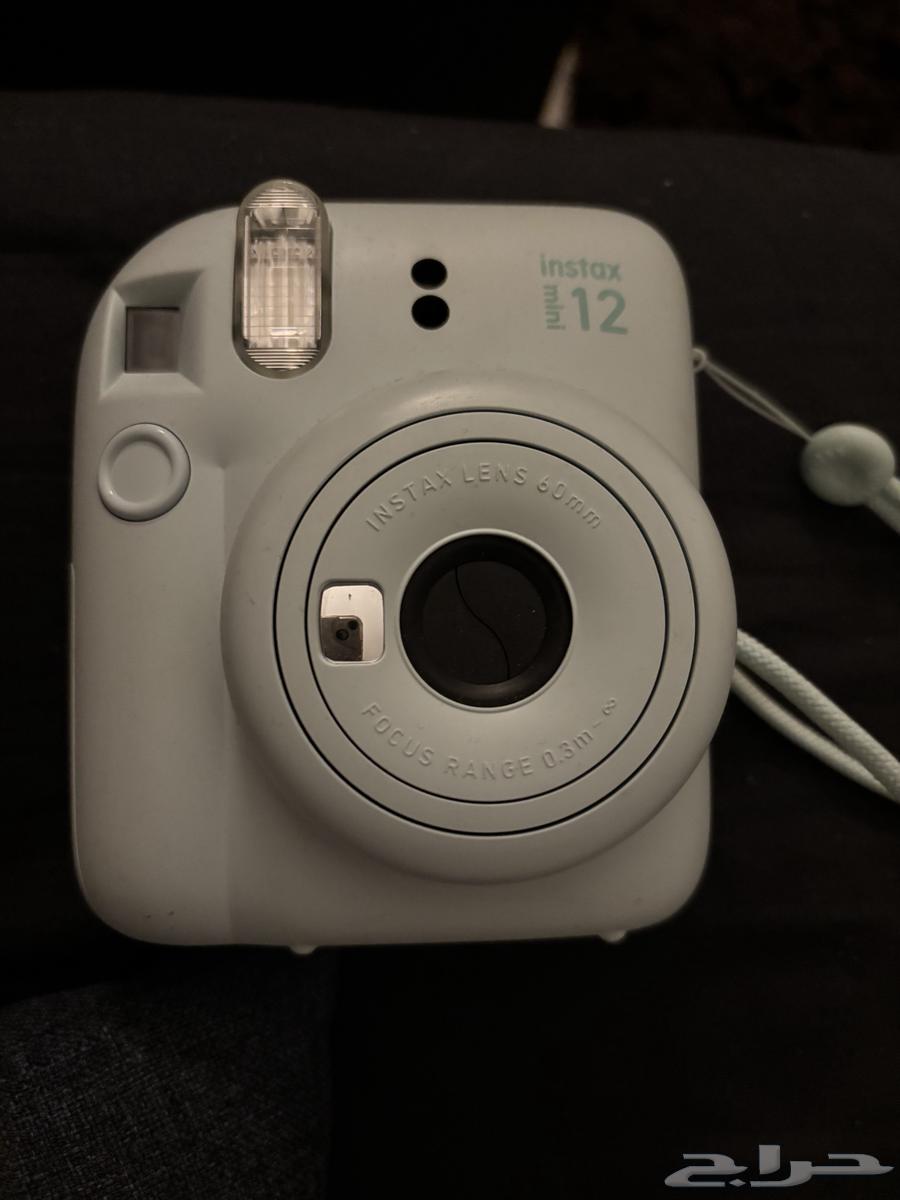 Instant camera63699619730050110