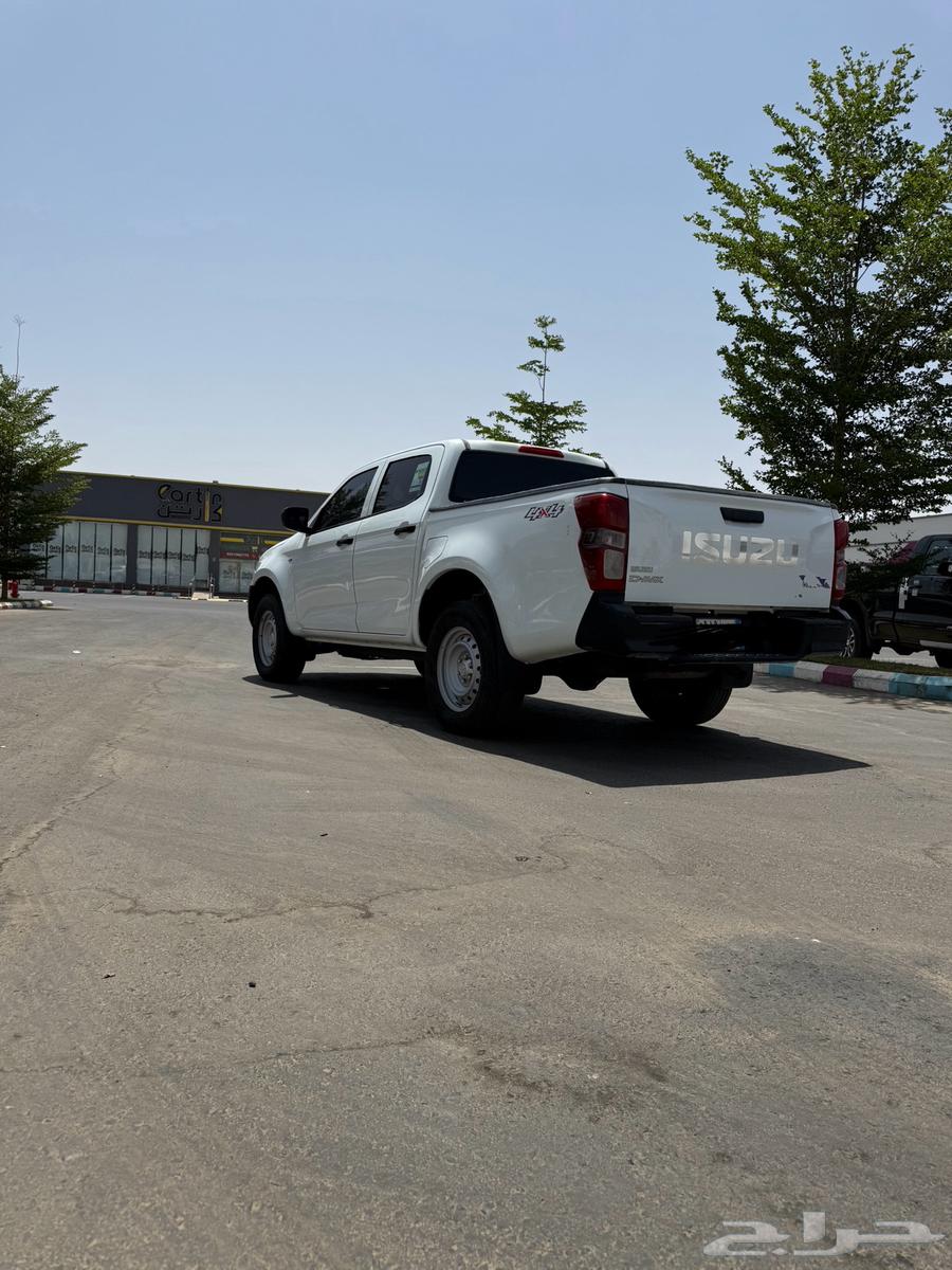 Isuzu D-Max 202363767510957825113