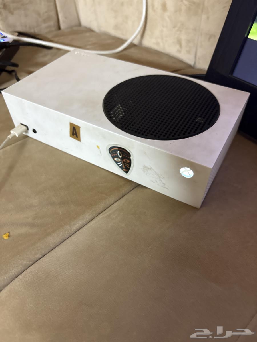 Xbox Series S with controller, used for 5 months, price 60063699621423747110