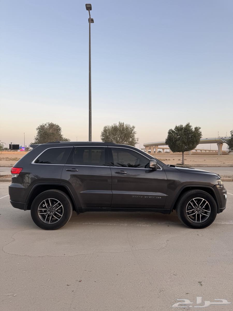 Jeep Grand Cherokee 201963761878059009113