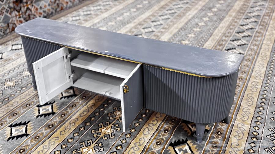 طاولات بلازما على السوم ابها حي  الموضفين63711496191107114