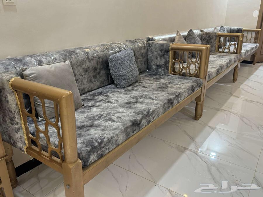 كراسي شبه جديده للبيع63703592878083112