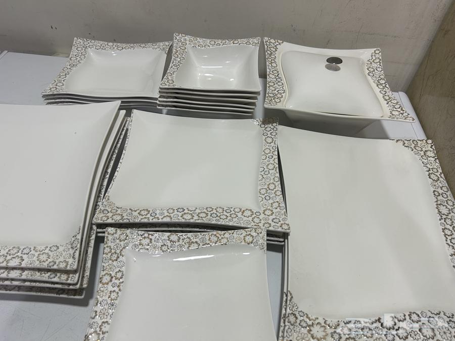 سفرة شبه جديدة استعمال خفيف جدا63699723945987110