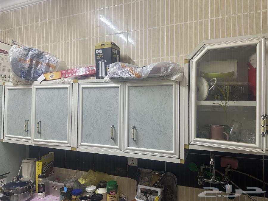 عفش شقة للبيع في حي الضباط الرياض63703502197762111