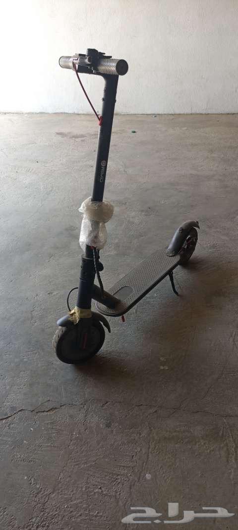 A clean scooter, brand new, used only once63699908355970113