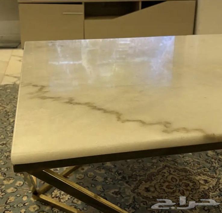 طاوله رخام كبيره و اخرى صغيره للبيع سعر الشراء 150063701790403587113