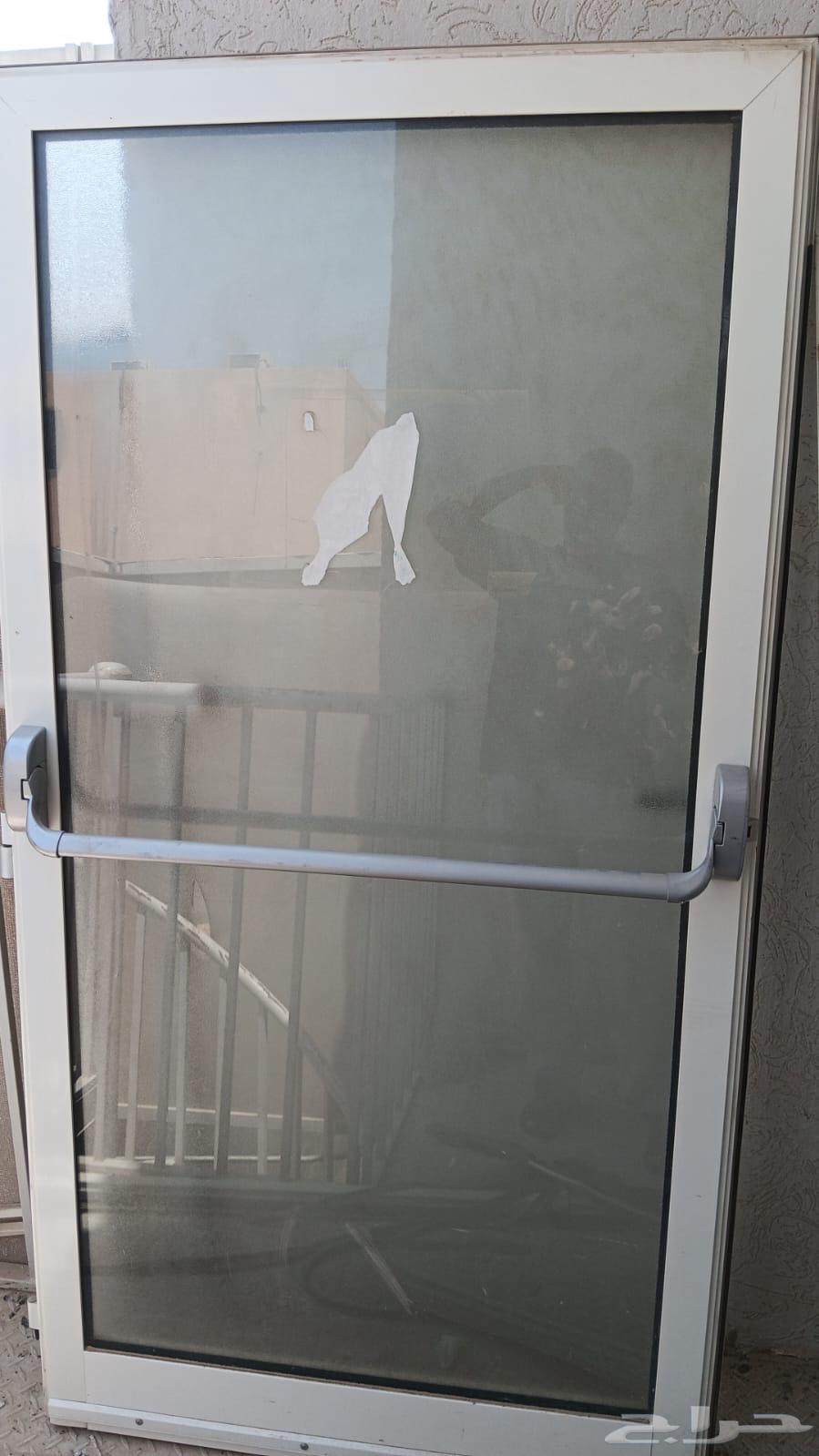 أبواب المنيوم وخشب63699634313091111