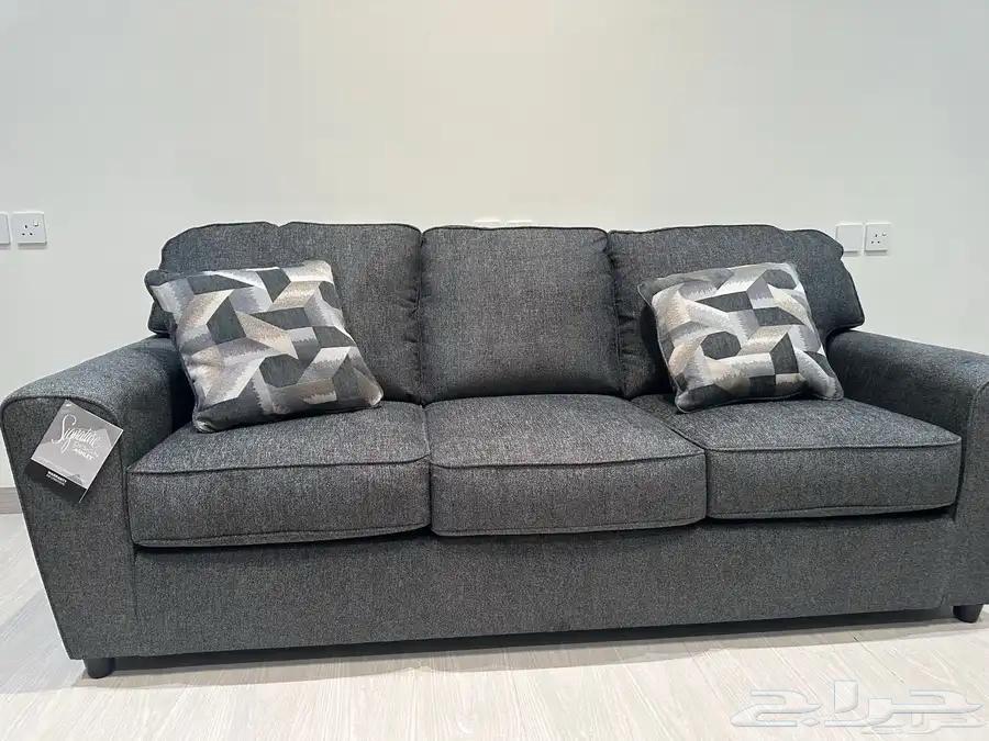 New unused three-seater sofa for sale from Al-Raqeeb (Ashley)63701610102275110