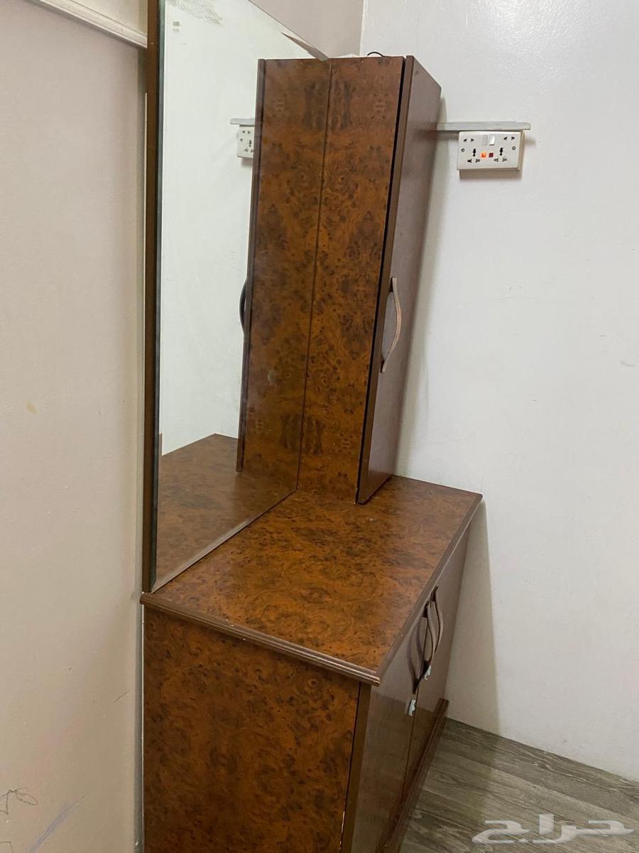 اثاث غرفة نوم للبيع63702157460994112