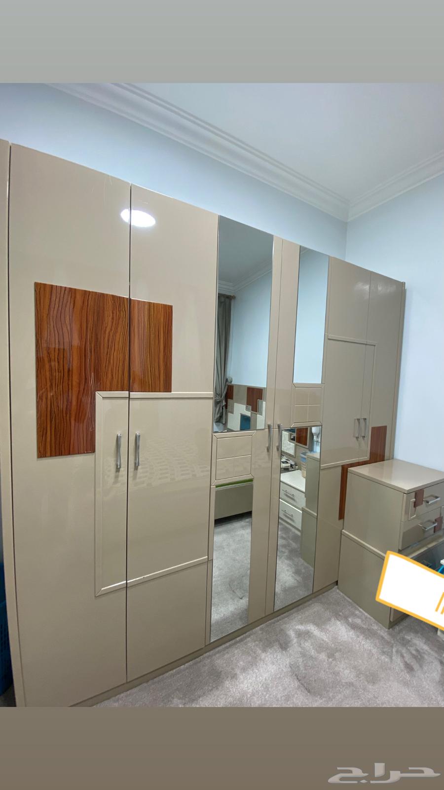 غرفة نوم شبه جديده وكنب وفرن63713962164609111