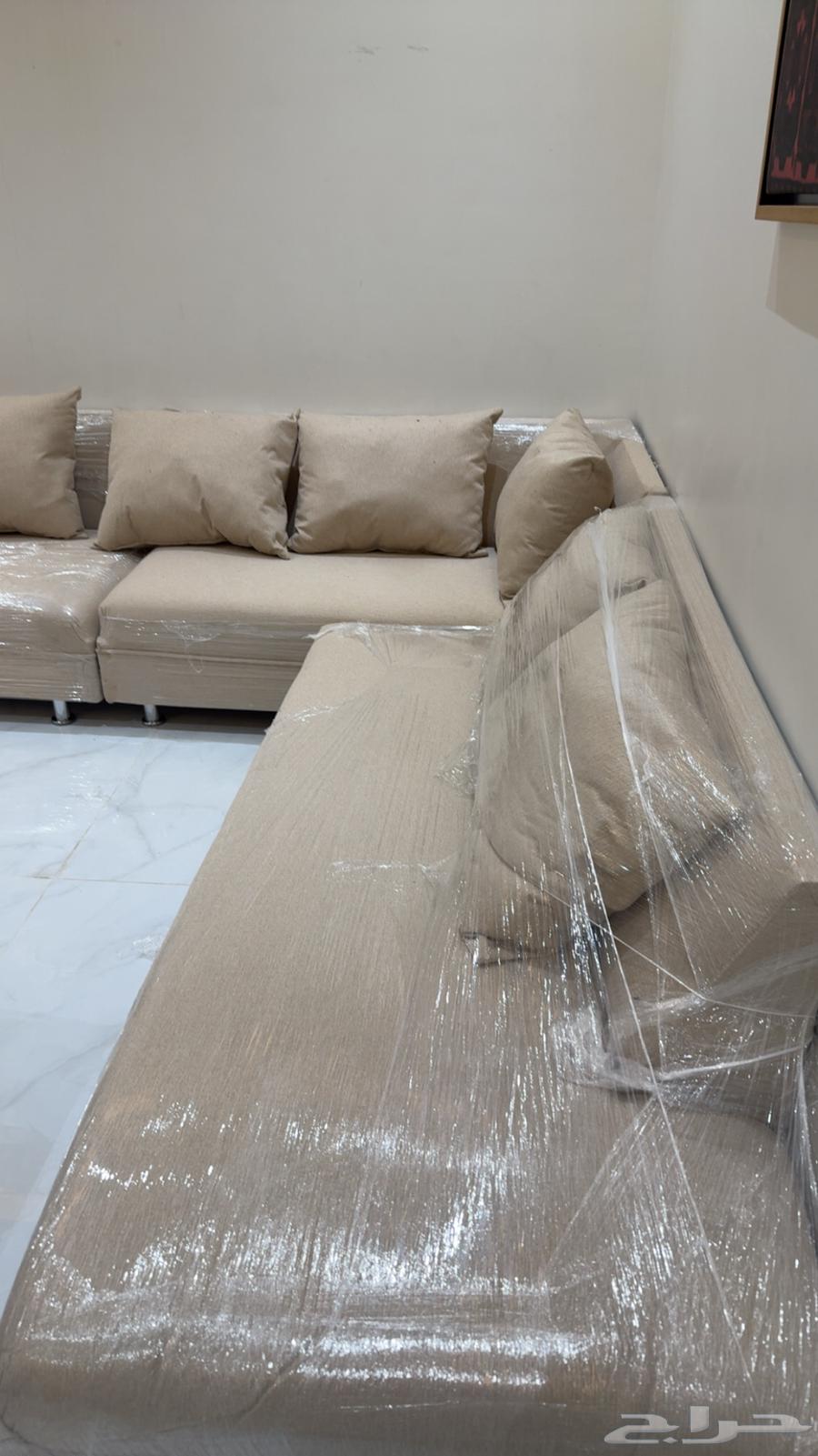 طاولات قهوه وخدمه وكنب 2 ونص في 3 للبيع63712035720835111