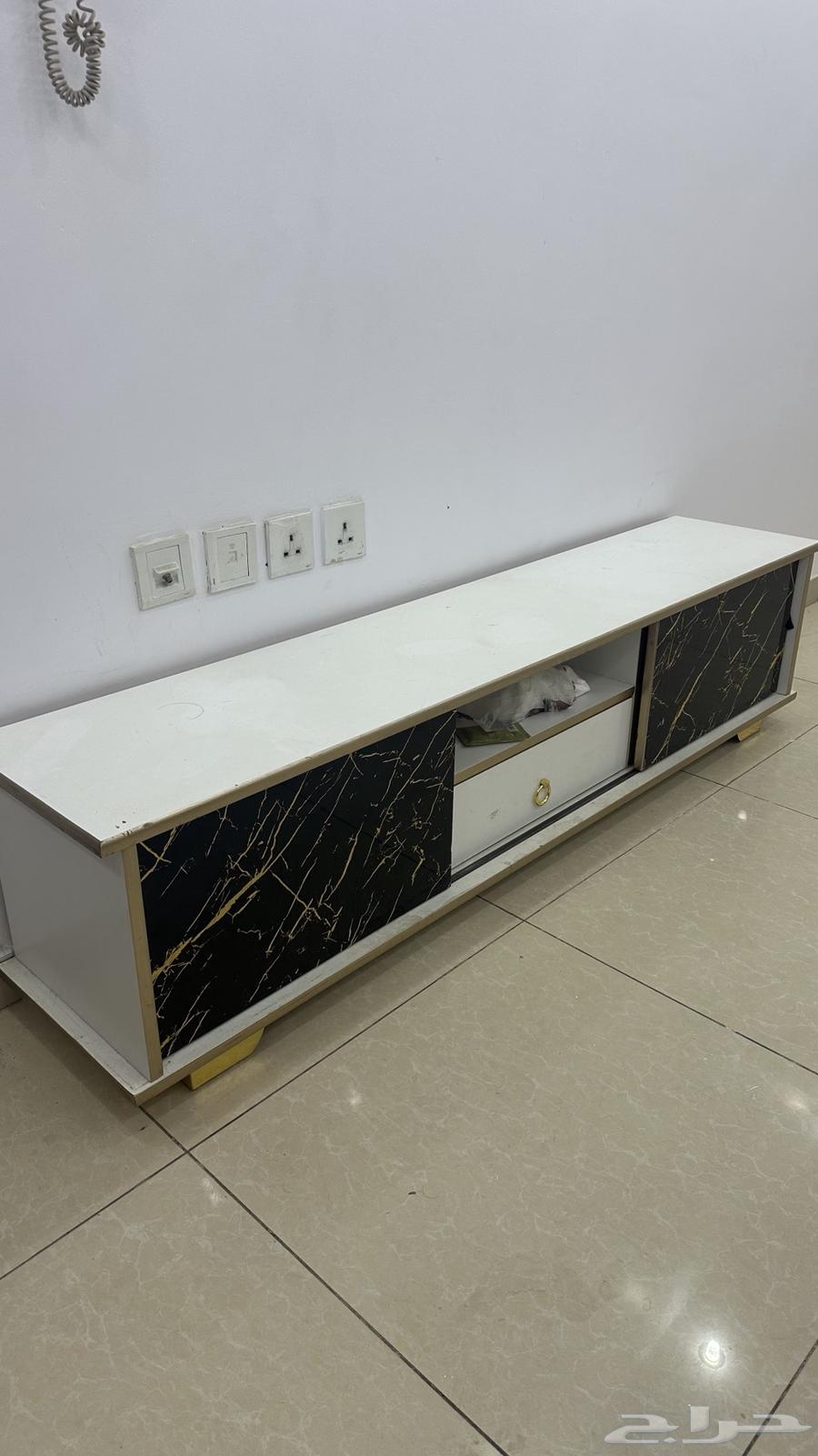 للبيع مكيف   ثلاجة سامسونج   طاوله63707208674050113