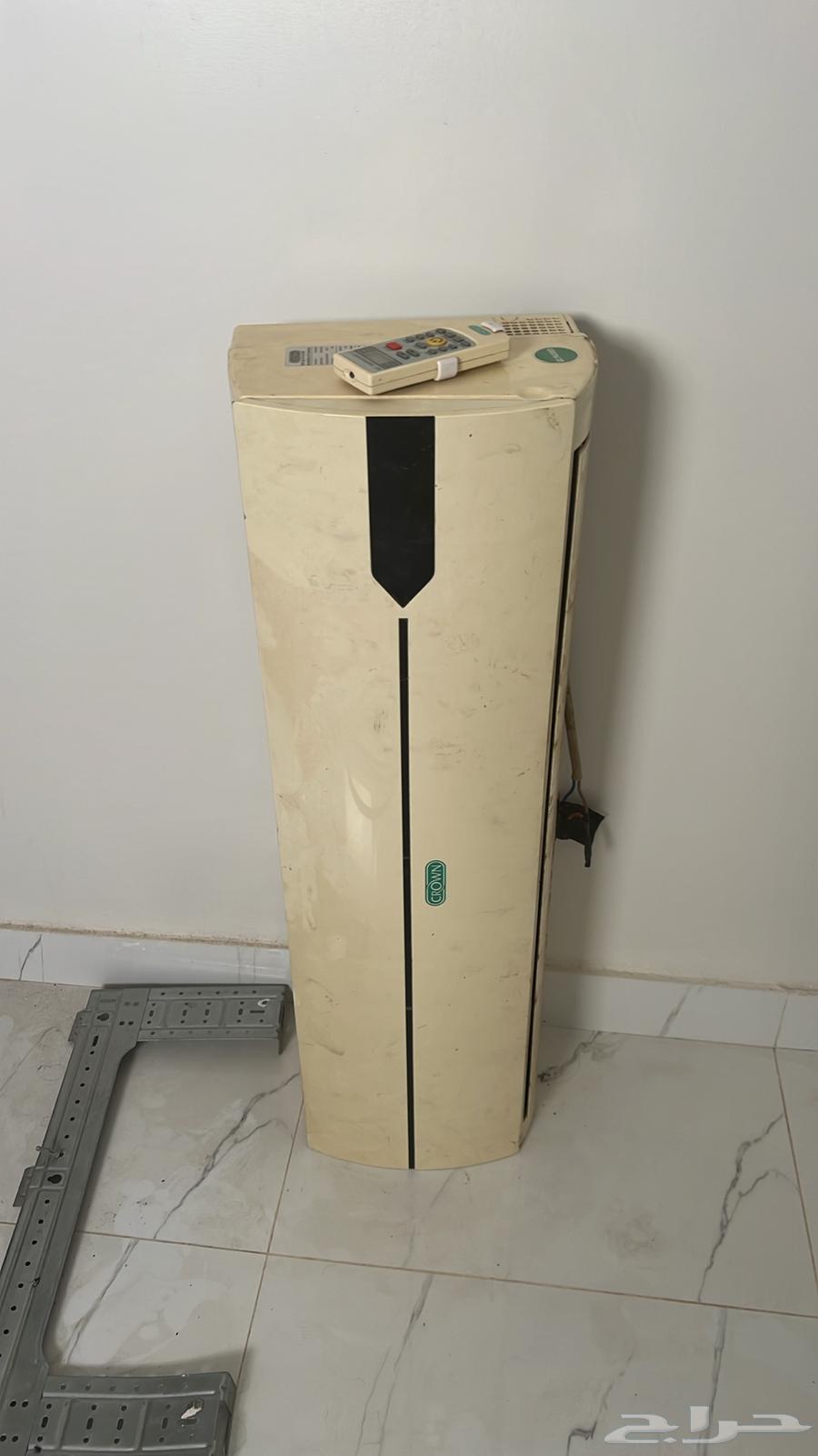 18,000 BTU split air conditioner in working condition63710040873858111