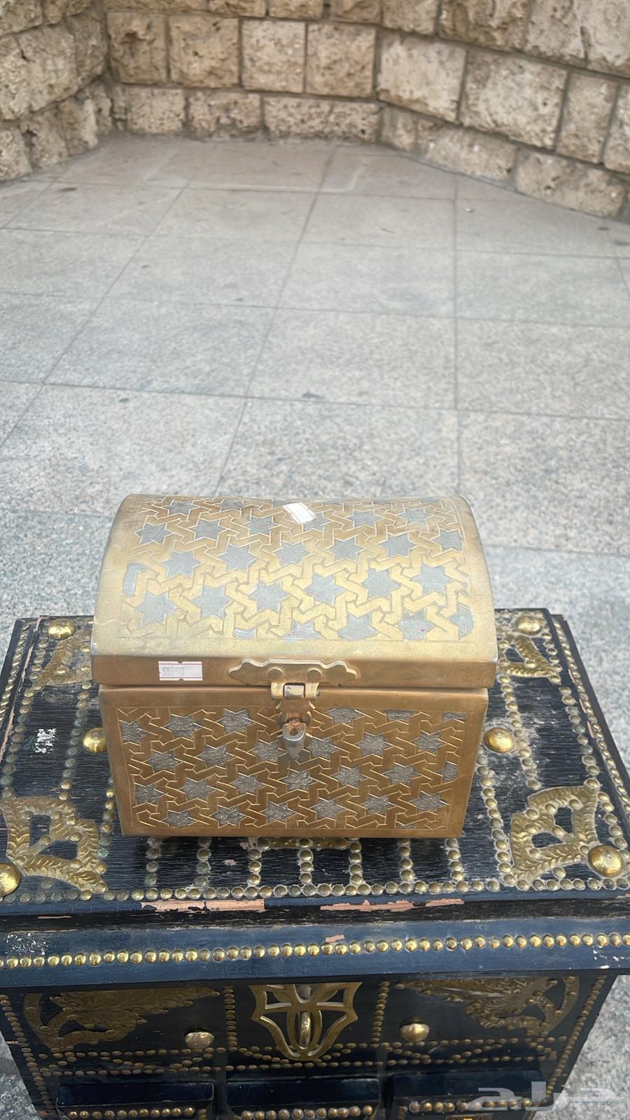 صندوق خشبي قديم ونحاس (انتيكة)63715193079171112