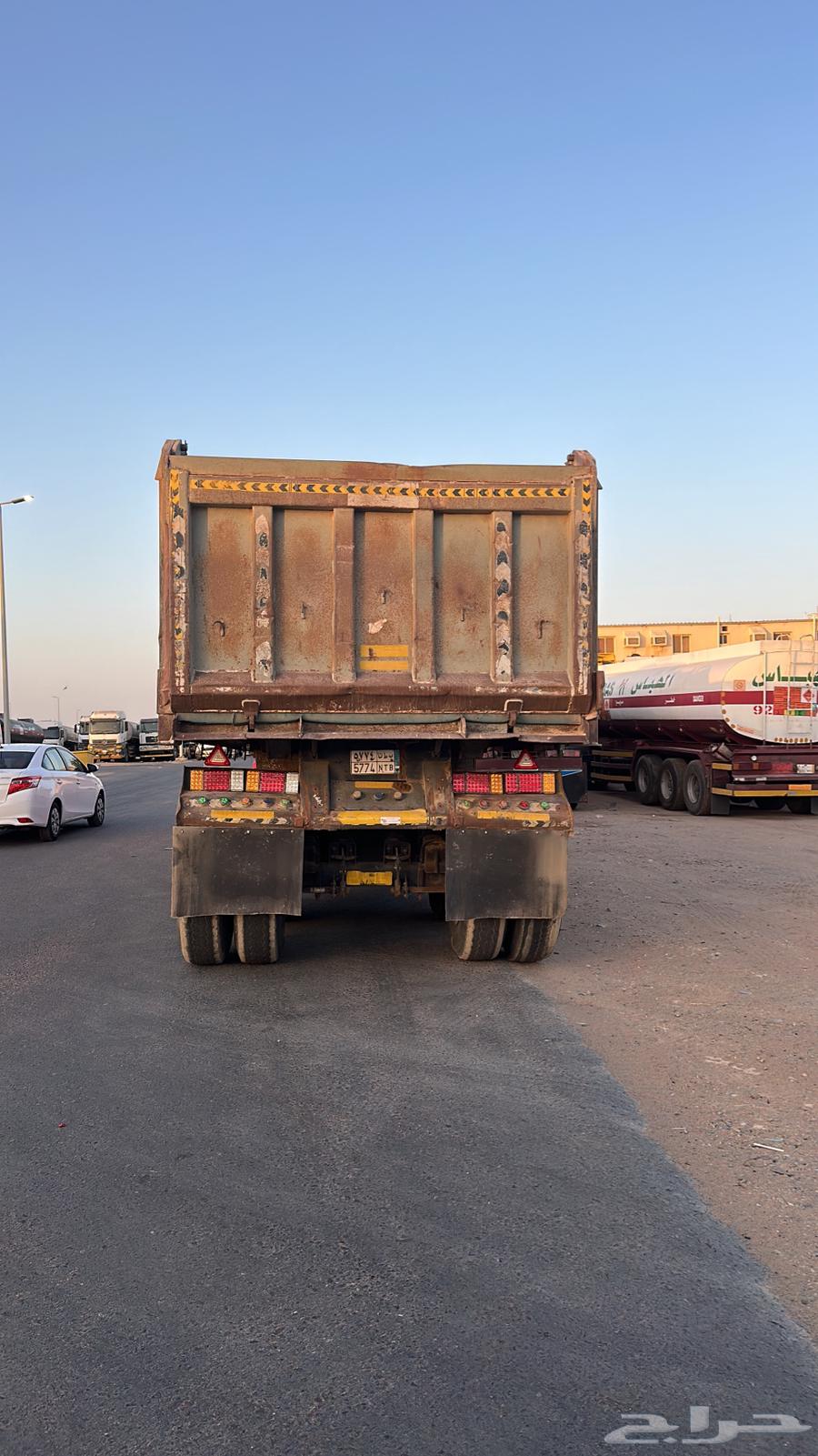 صندوق قلاب مصنع البلوي 24 متر63787135999875111
