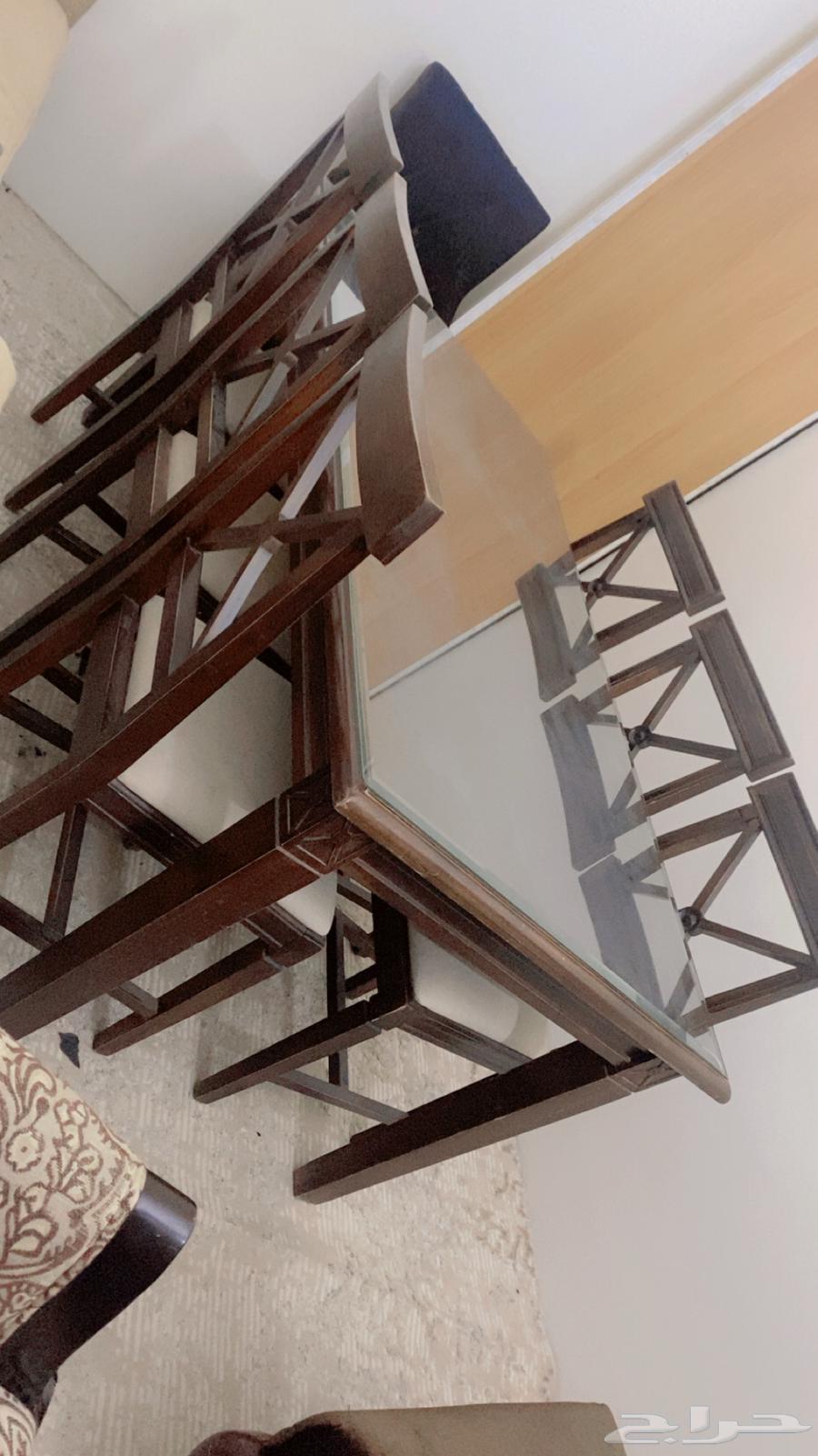 طاولة طعام ب6 كراسي ودولاب63707302516355112