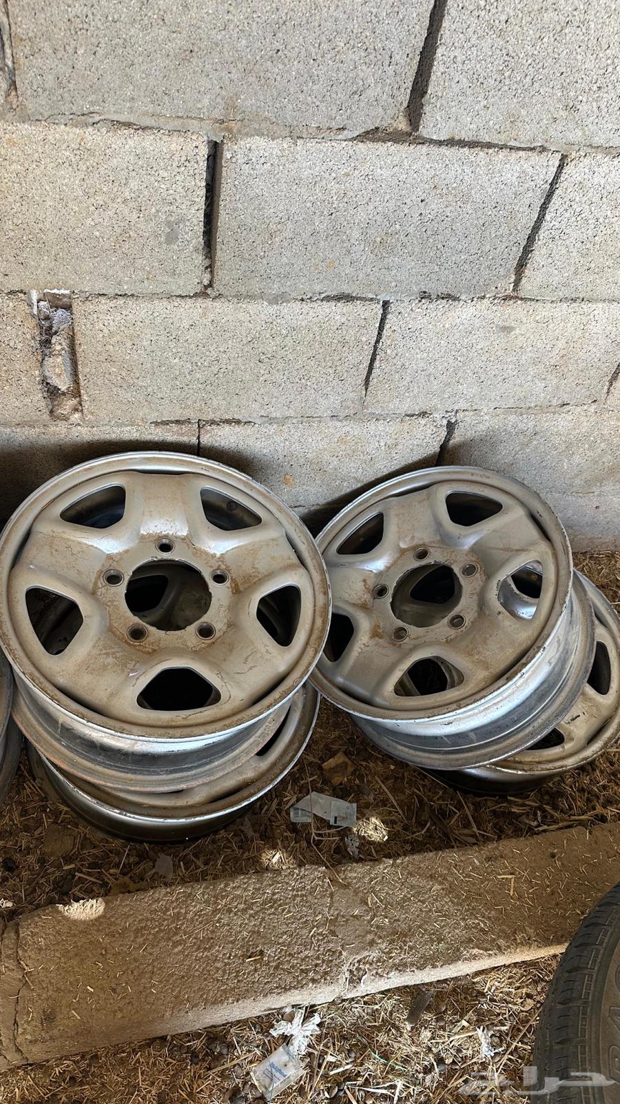 للبيع جنوط ديزل 16 وجنوط مرسدس وهدرز هايلوكس63790853856642110