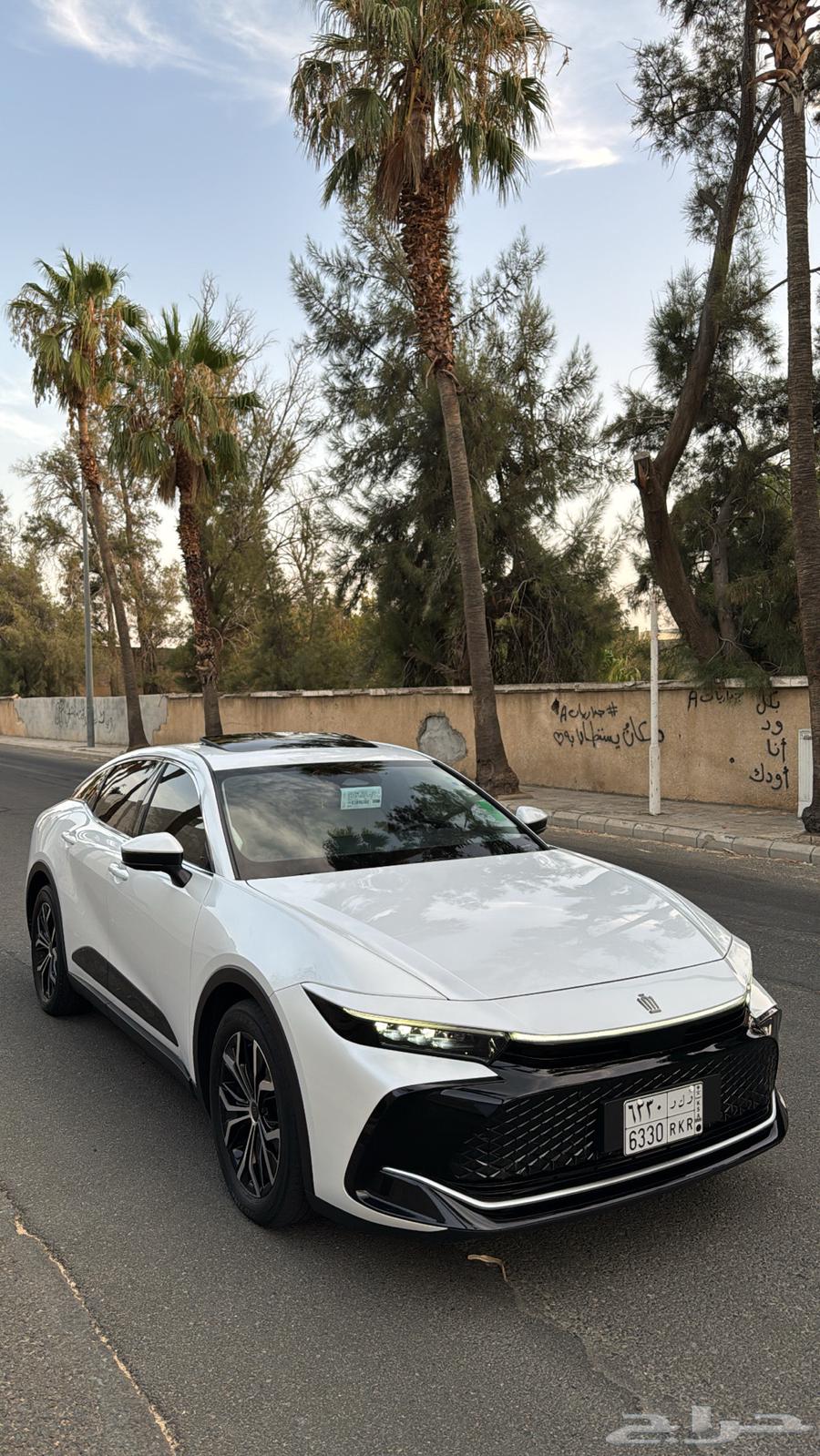 للبيع تويوتا كراون 2023 بريميوم63796845382787112