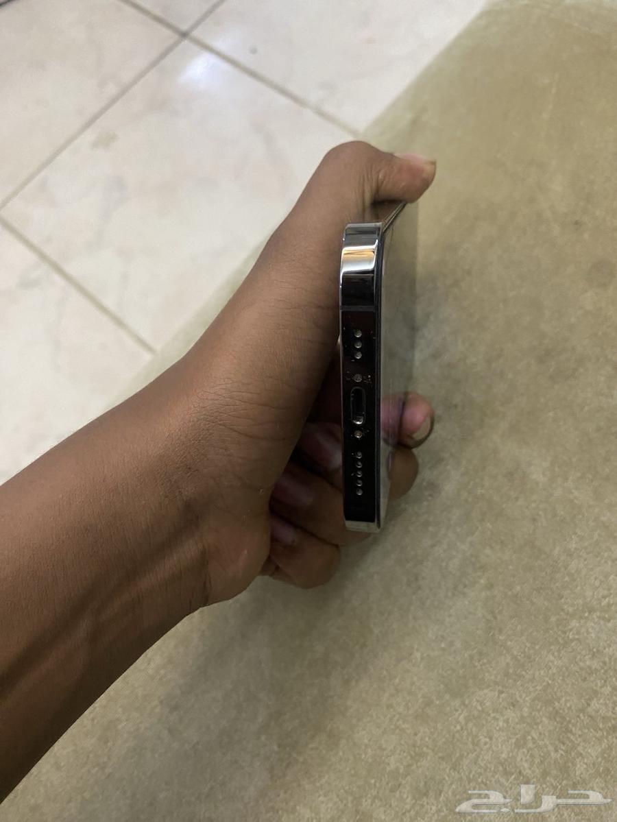 آيفون 13 برو في كسر خفيف63707300520193110