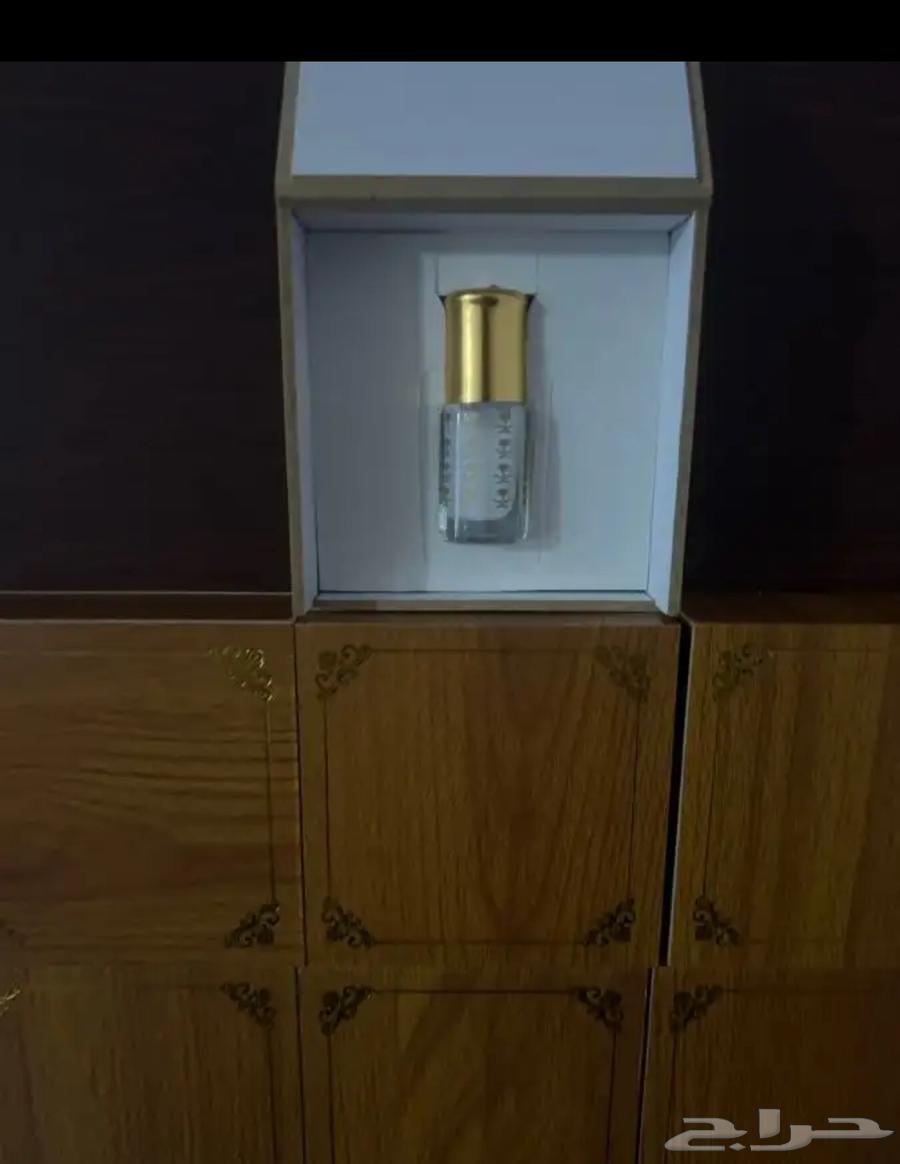 Quarter Tola Musk with Wooden Box, Wholesale for Bulk Orders63711586308481110