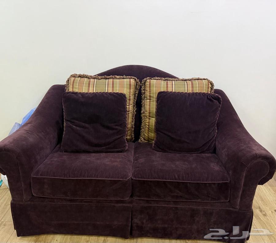 For Sale: Elegant American Style Sofa, Very Clean Usage and High Quality63708931942018112
