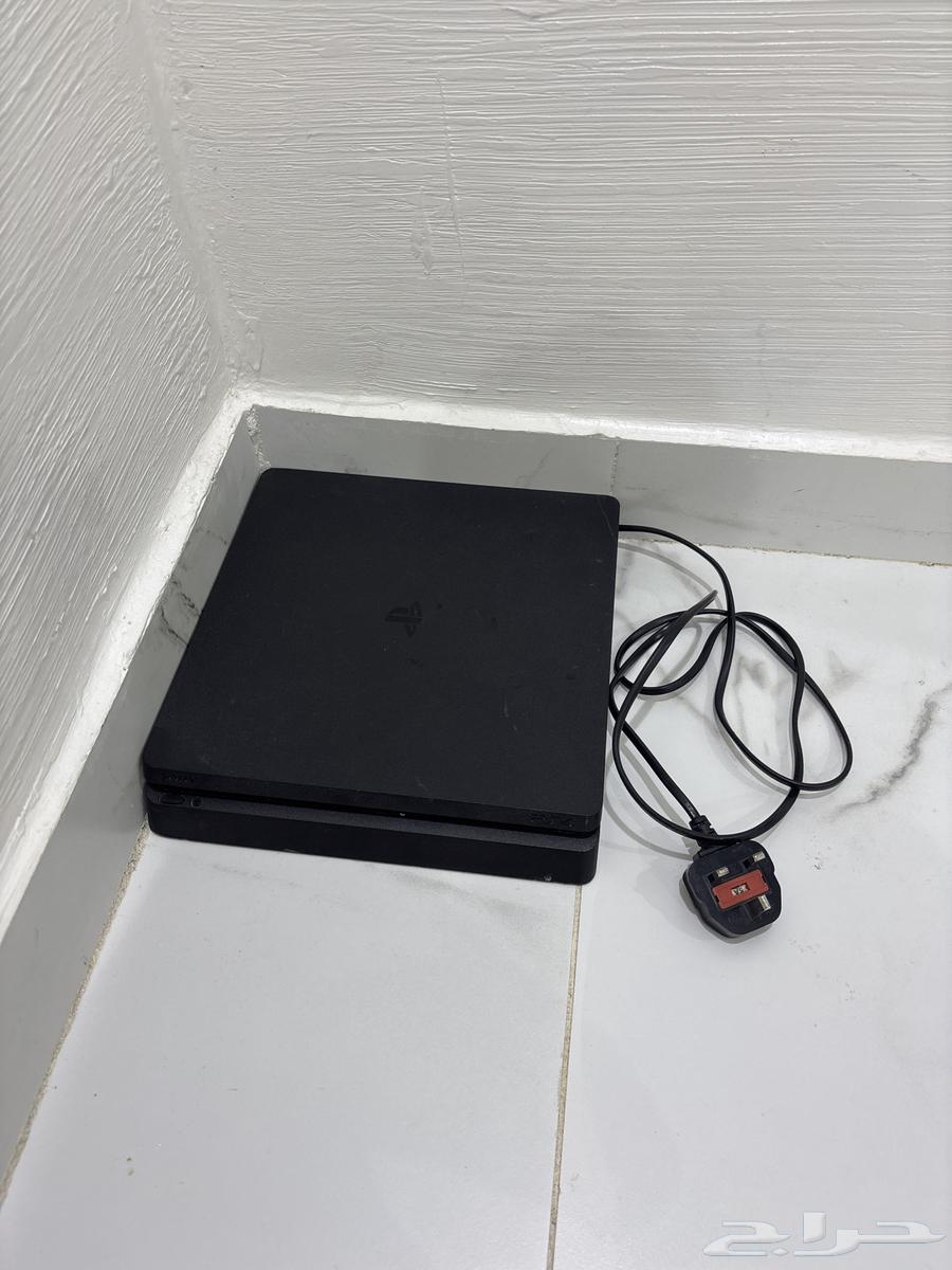 سوني فور للبيع مغير HDفقط والباقي بحاله المصنع(تم البيع )63707118192771110