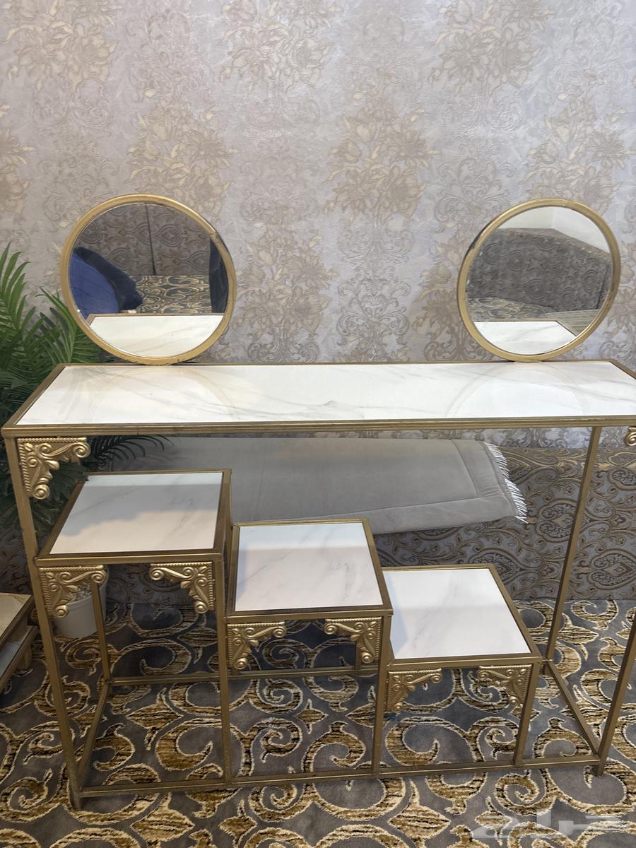 Reception table63715101347073110
