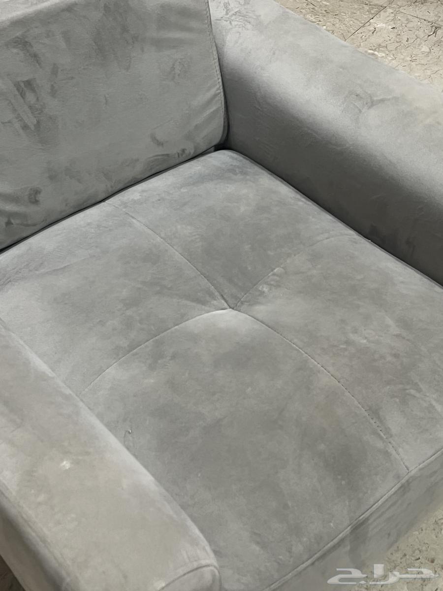 كنب نظيف وغير مكروف ولا مقطع (نفر و نفرين و نفر ونص)63714709569665110